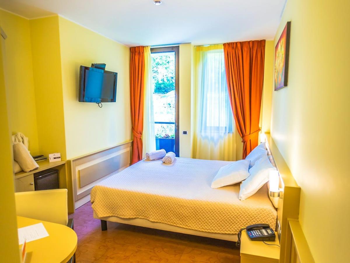 Relais Sans Soucis & Spa Ronciglione  Ngoại thất bức ảnh